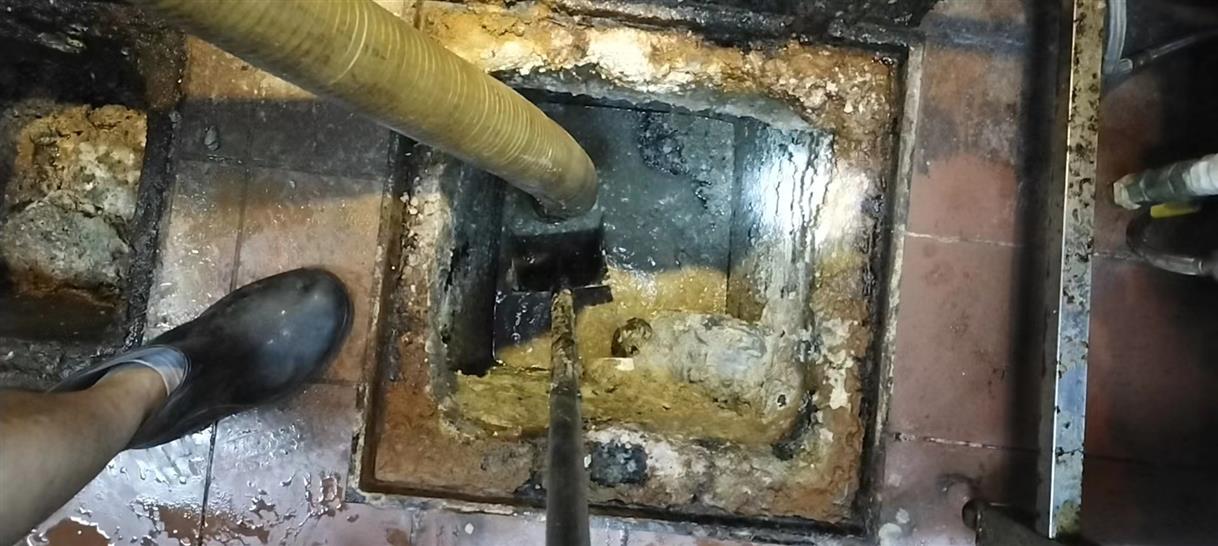 新政镇化油池清理-污水池清掏