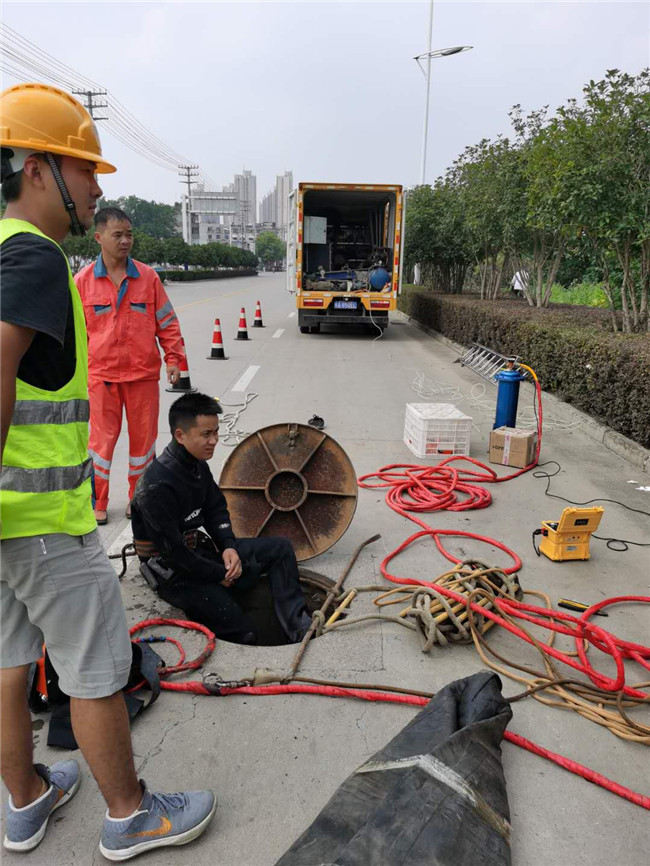 新政镇翻衬法管道修复技术主要工序